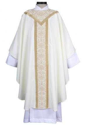 R.J. Toomey Saint Remy Collection Ivory Gothic-Style Chasuble with Banded Round Neck and Inner Stole