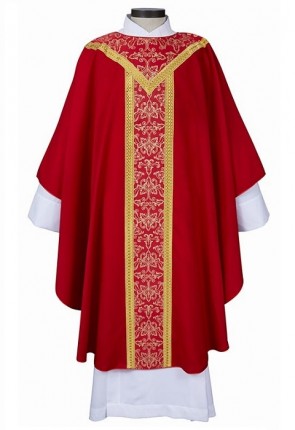 R.J. Toomey Saint Remy Collection Red Gothic-Style Chasuble with Banded Round Neck and Inner Stole